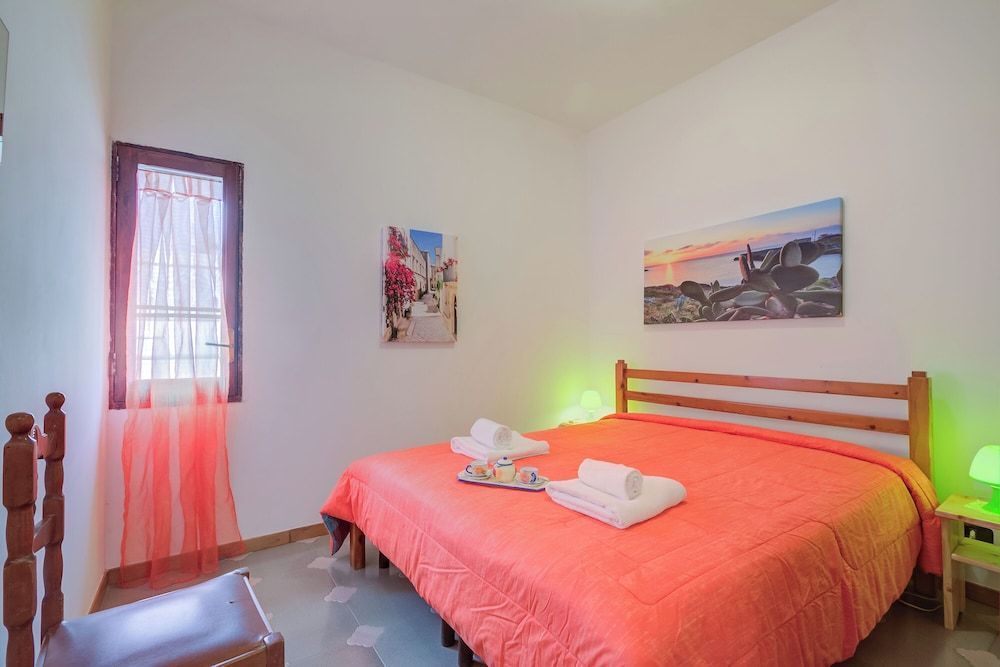 Villa Oasi al mare near the sea with pool 1