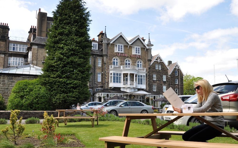 Cairn Hotel 1