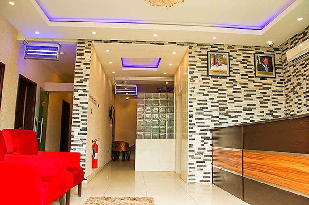 Lakeem Suites - Agboyin Surulere 1