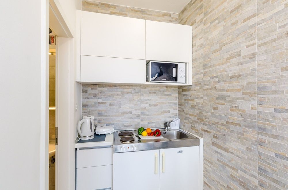 Miracle Apartments 1