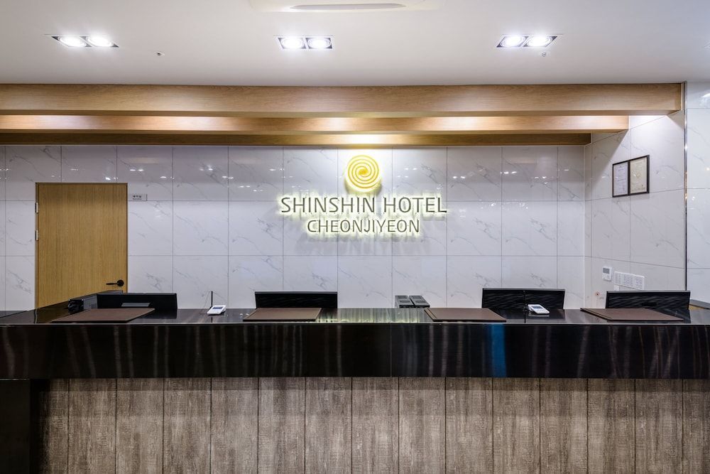 Shin Shin Hotel Cheonjiyeon 2