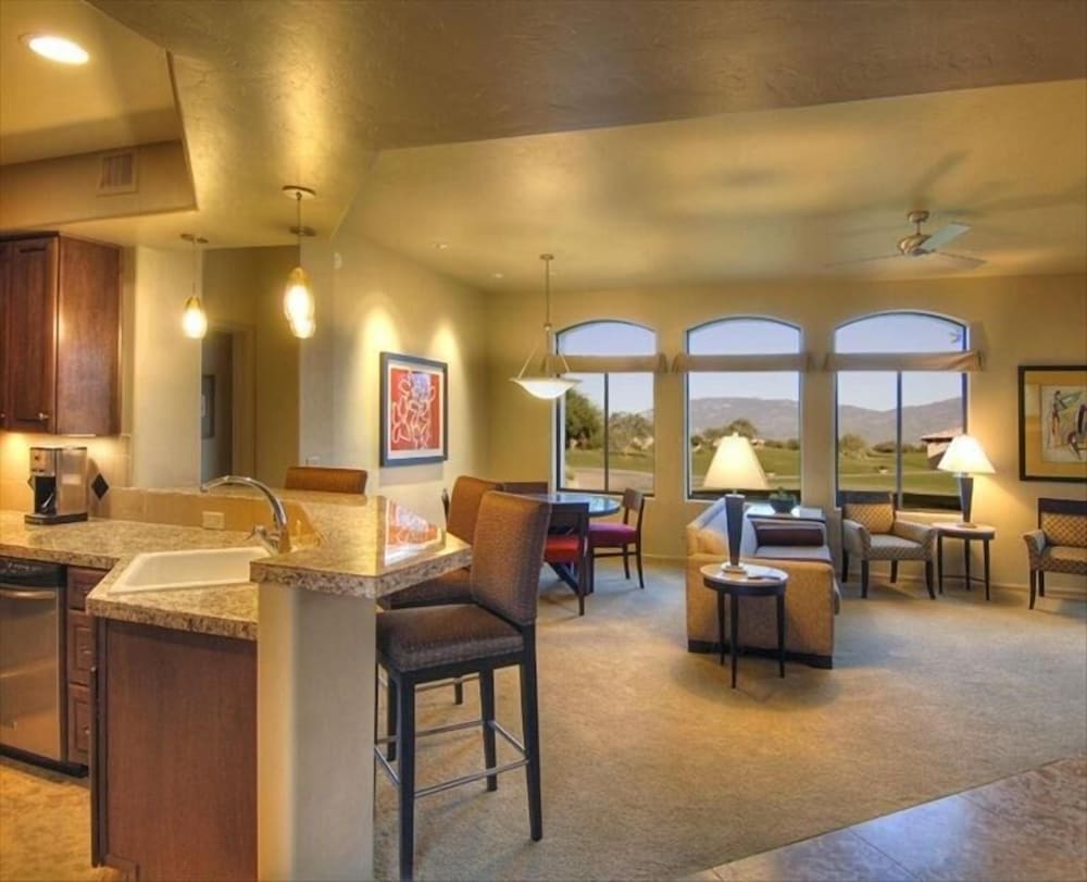 Casitas at Sabino Springs 1