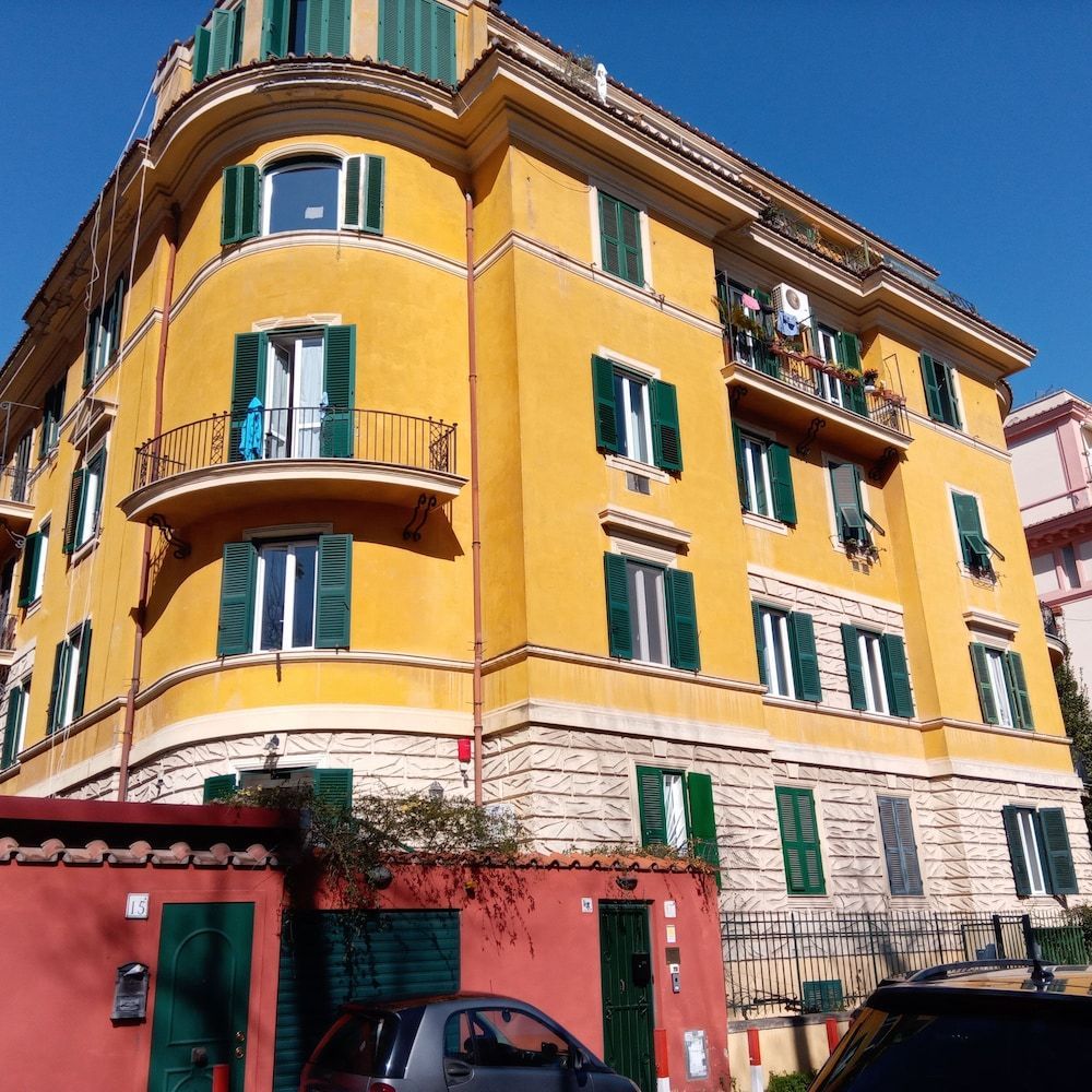 ANDENIS TIBER HOUSE 1