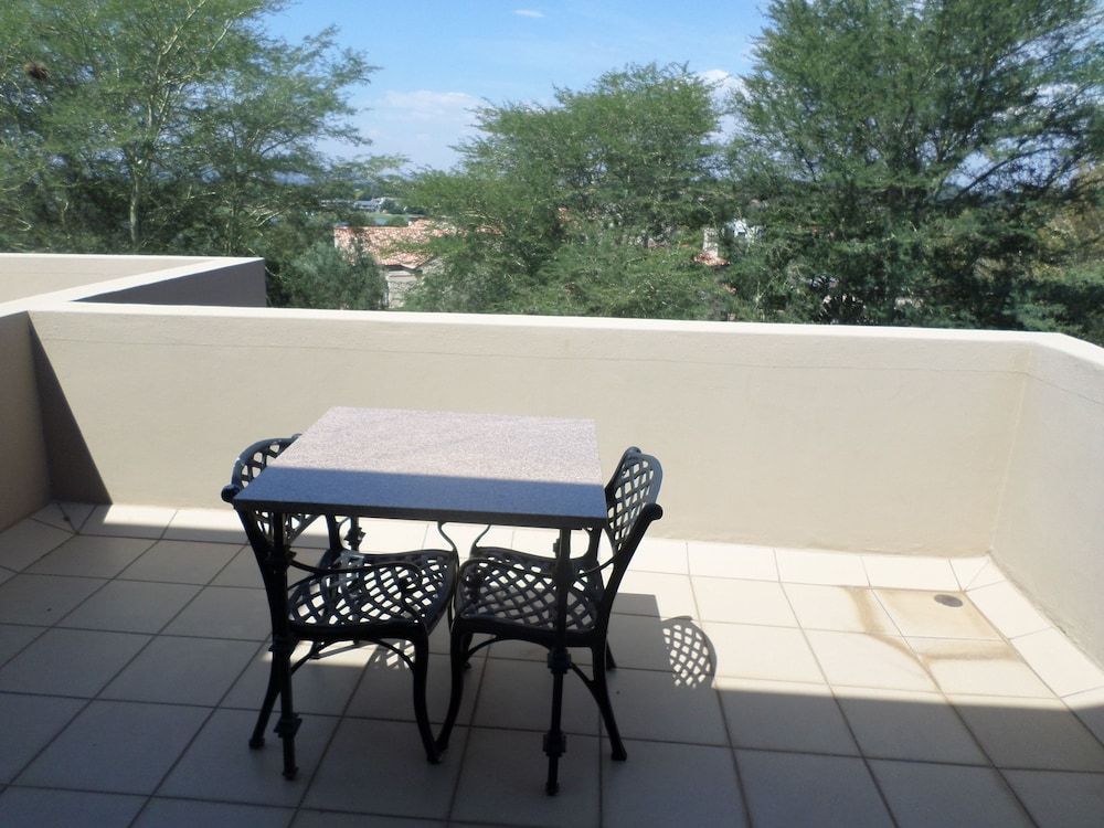 The Links Guest House 1