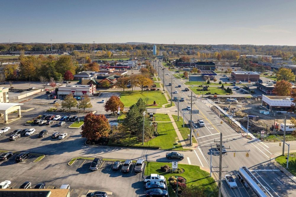 Suburban Studios Mentor - Cleveland Northeast 1