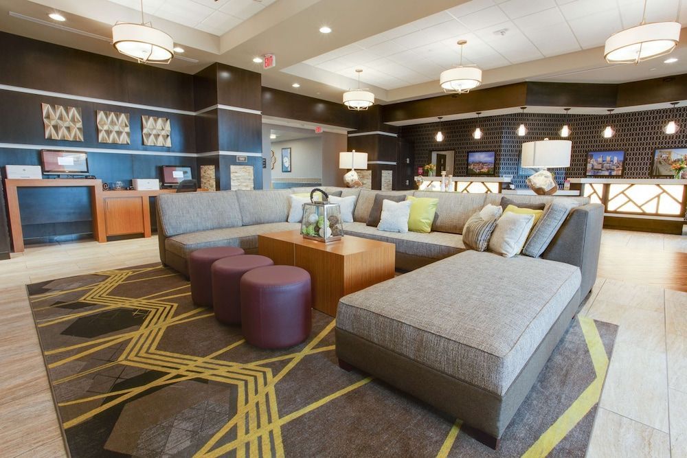 Drury Inn & Suites Pittsburgh Airport Settlers Ridge 2