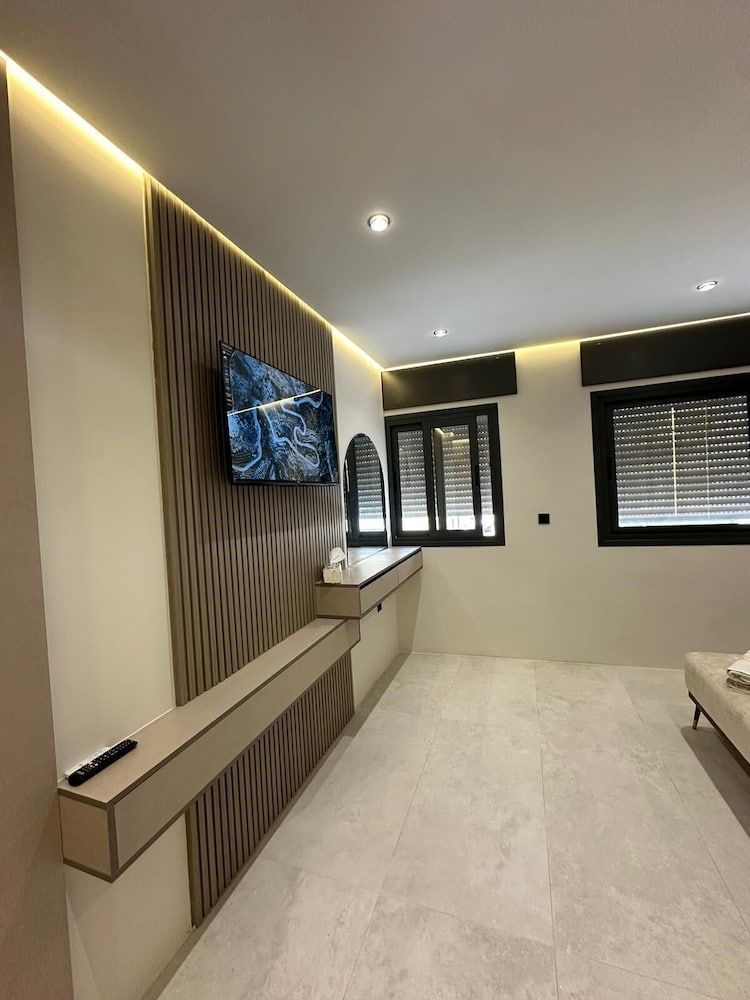 STUDIO LUXE VILLE .VUE VILLE 1
