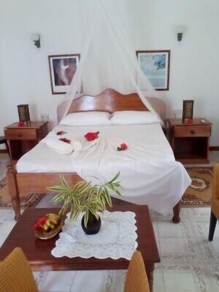 Zerof Guest House 1