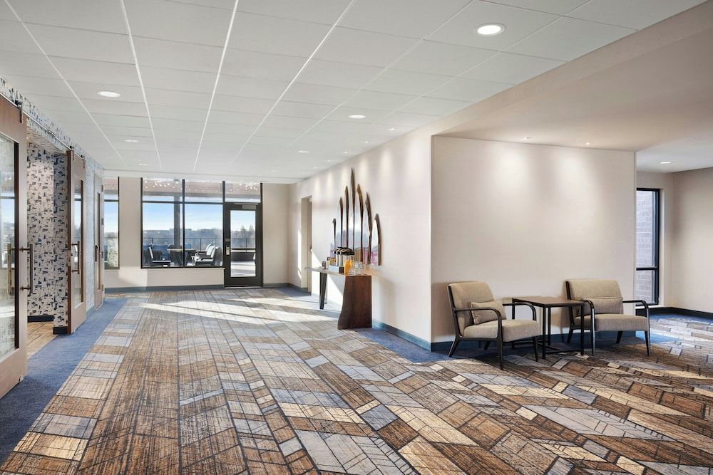 Courtyard by Marriott Milwaukee Brookfield at Poplar Creek 2