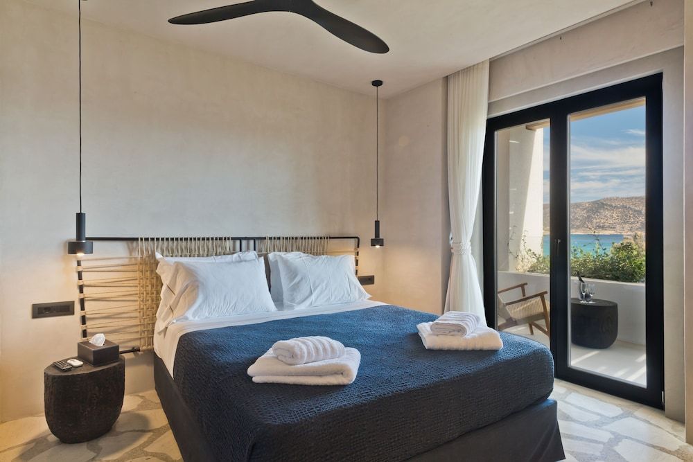 Almi Luxury Rooms 2