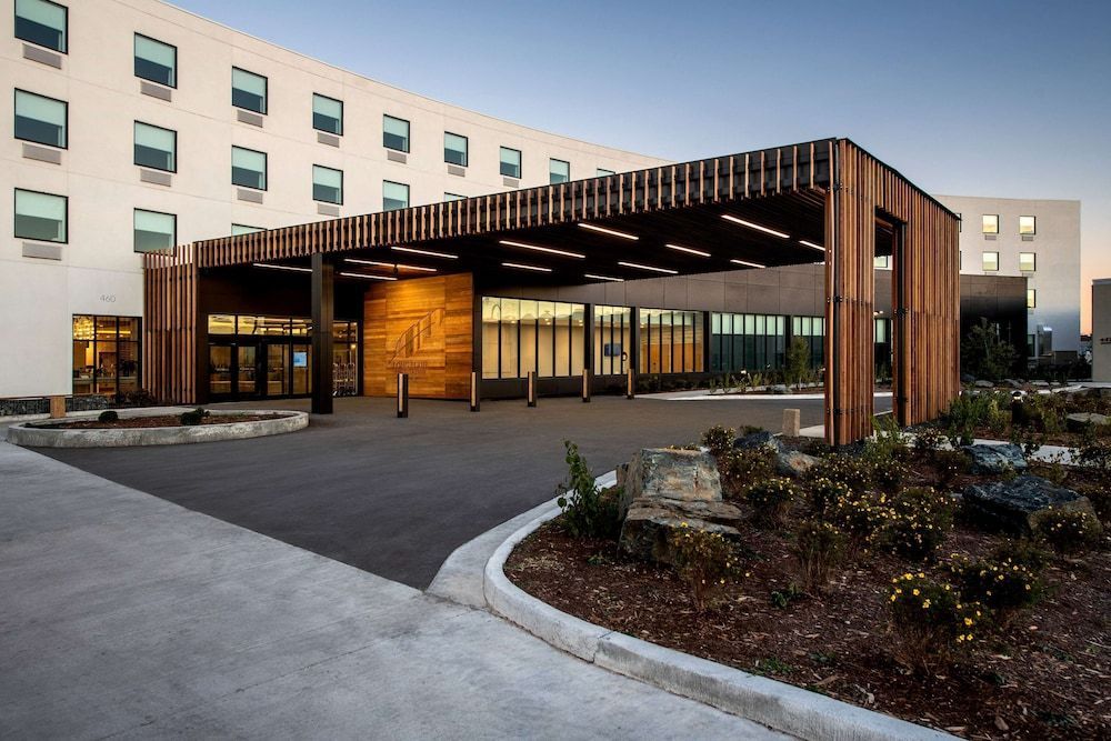 Wyndham Garden Winnipeg Airport 1