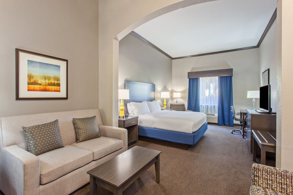 Holiday Inn Express & Suites WHARTON by IHG 2