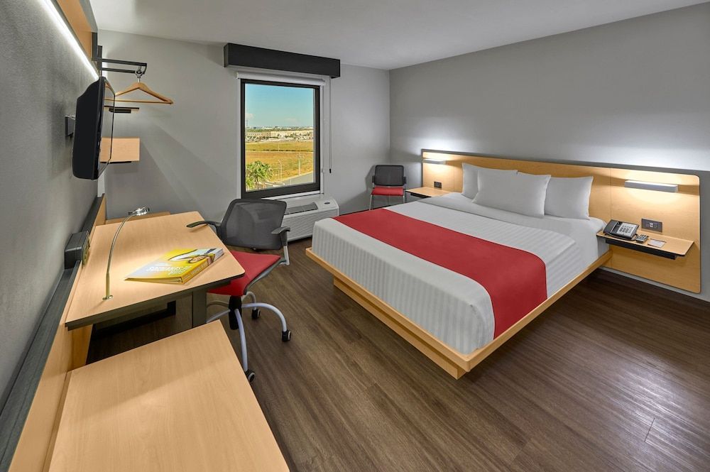City Express by Marriott Monterrey Aeropuerto 1