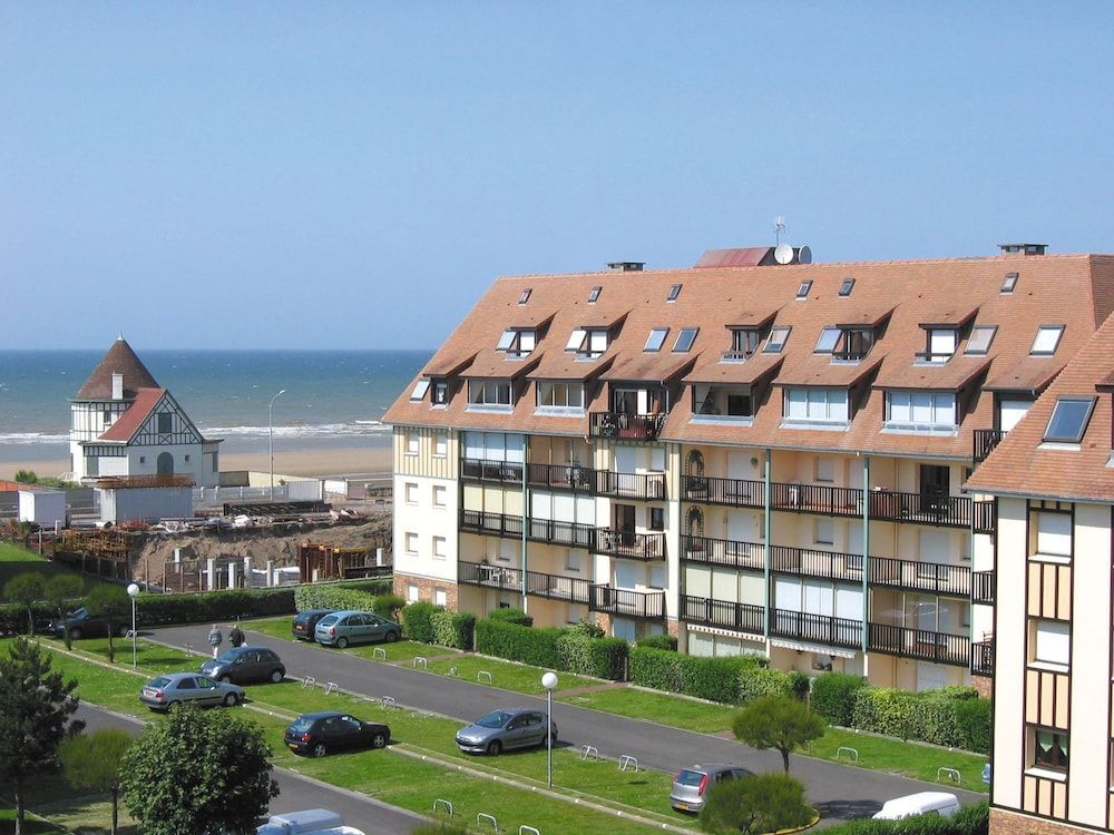 Lagrange Vacances Les Résidences à Villers-sur-Mer 1