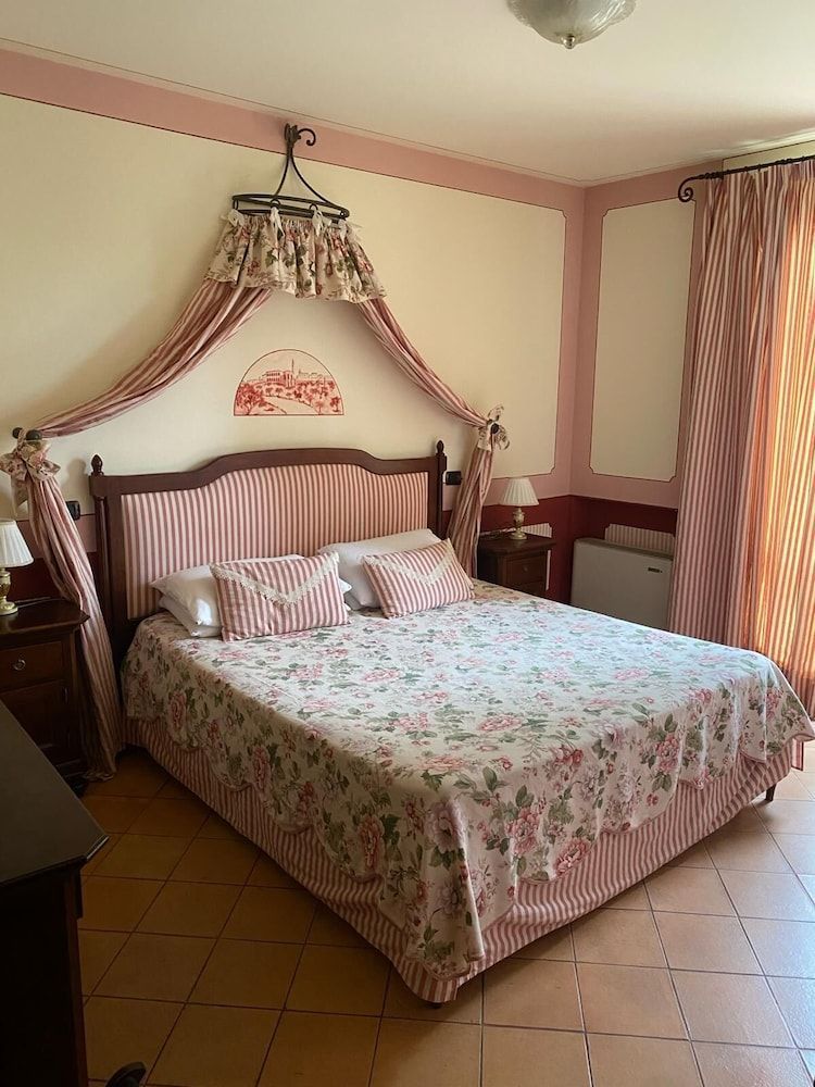 Arca Hotel 2