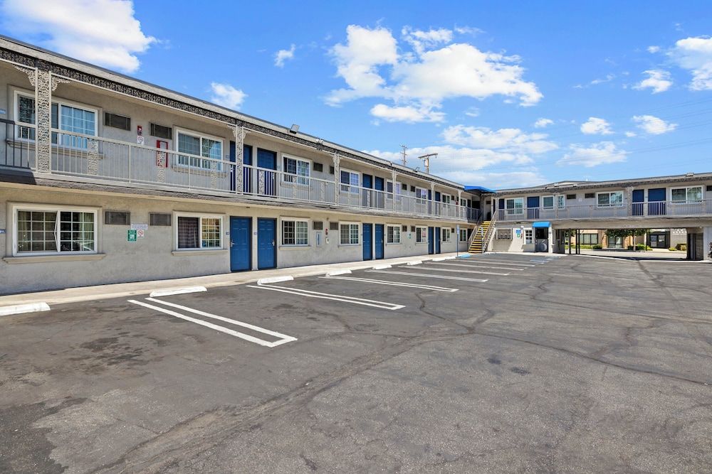 Studio 6 Rosemead, CA 1