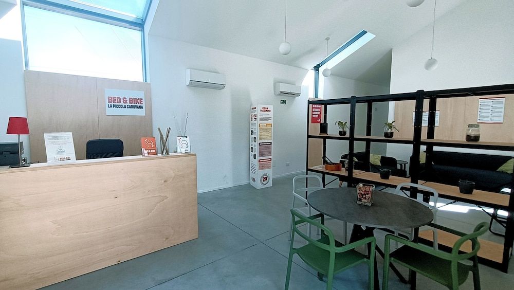 Bed & Bike Hostel 1