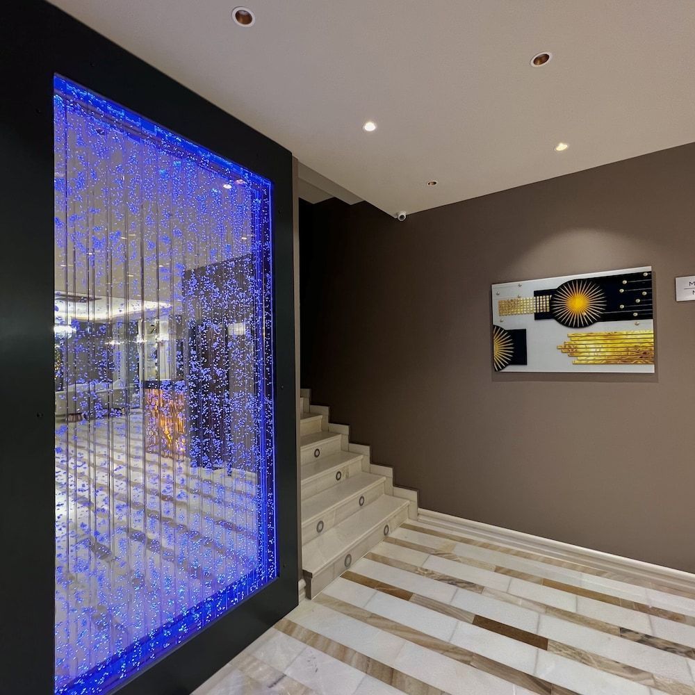 MQ Hotel Suites & SPA 2