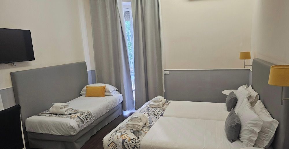 Caesar Place 1