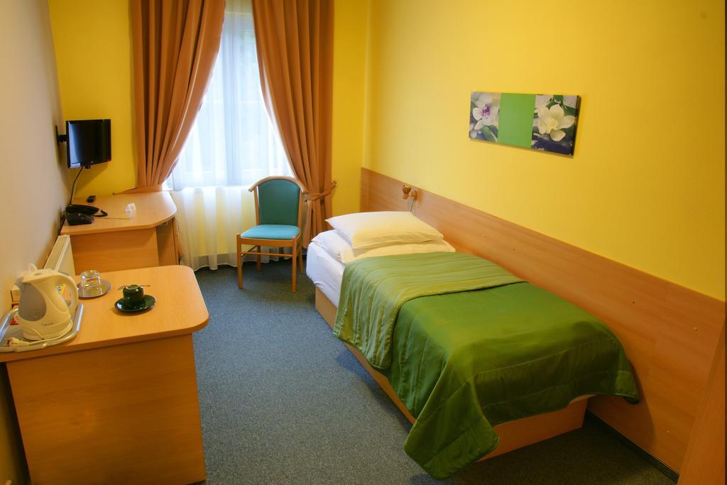 TeleDom Hotel 2