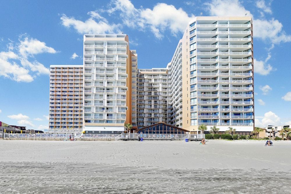 Sands Ocean Club 1