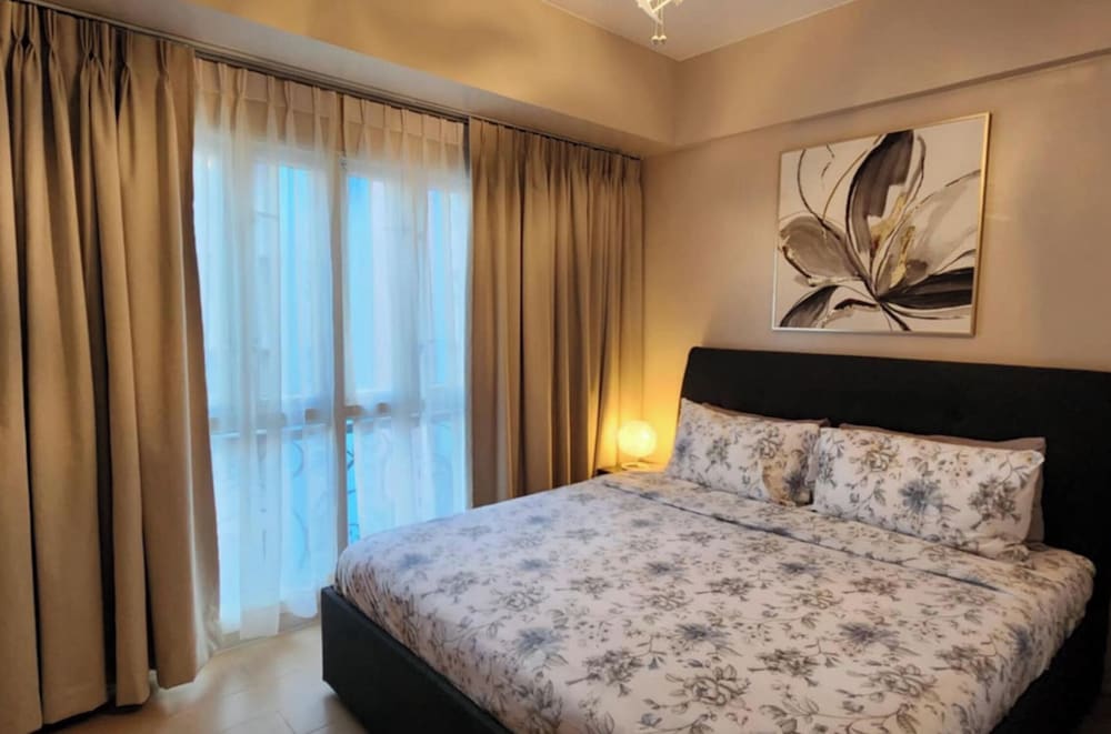 1 Bed Apartment - Sleeps 7 - Pool & Wifi 1