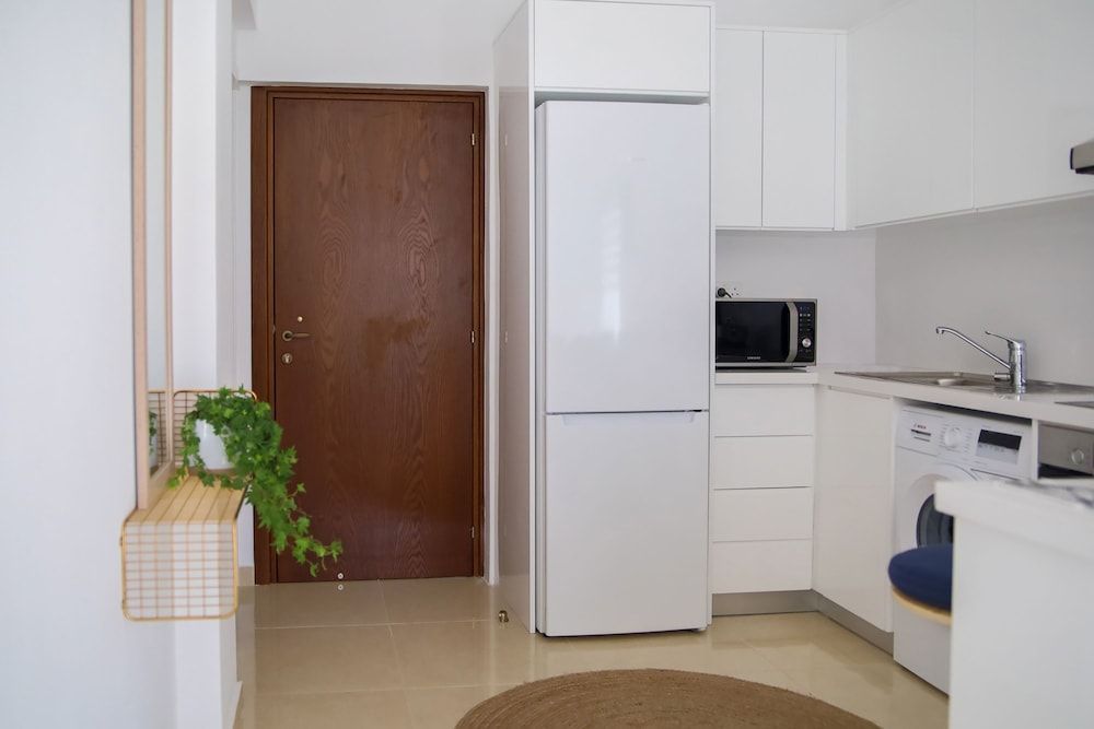 Phaedrus Living: Seaside Luxury Flat Lighthouse 68 2