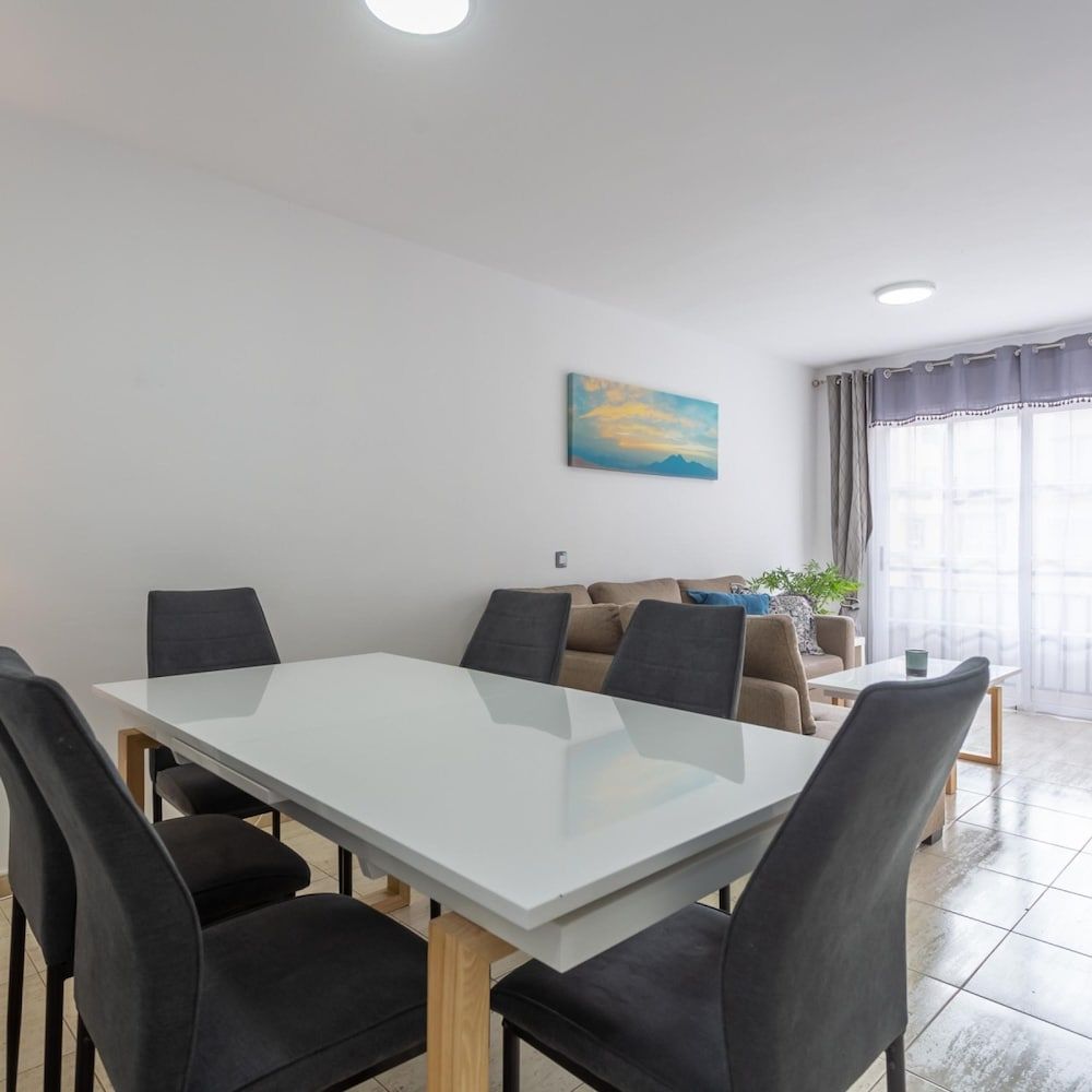 Reef Aqua Vista 3 Bedroom Apartment 1