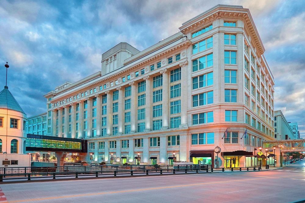 Residence Inn Milwaukee Downtown 1