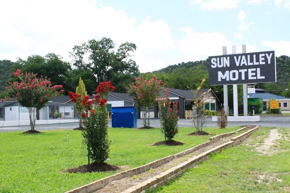 Sun Valley Motel Junction 1