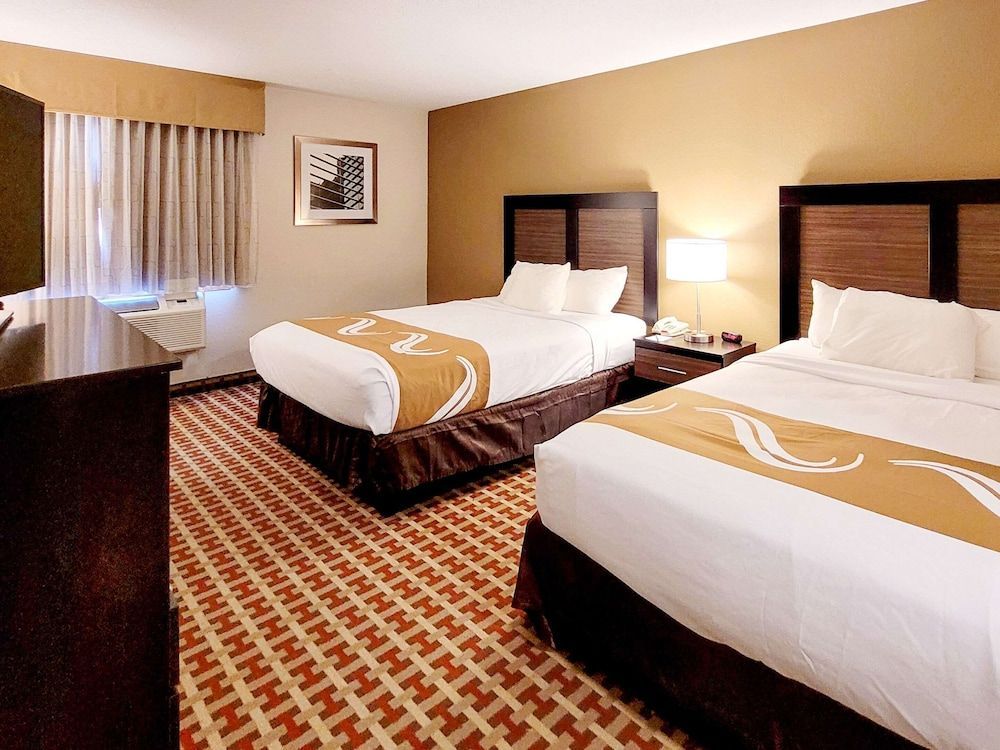 Quality Inn & Suites Marion 1
