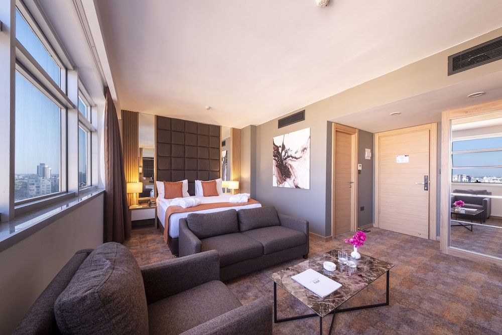 Grand Sapphire City Hotel 1