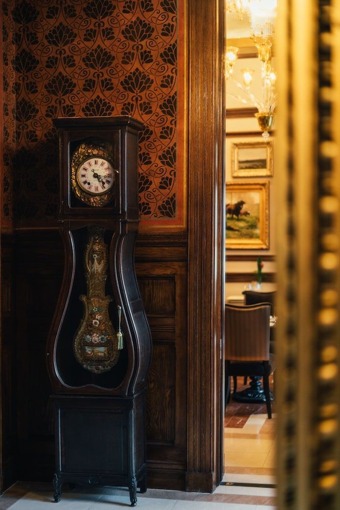 Sutter Mansion 2