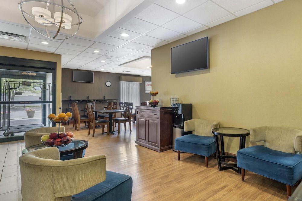 Best Western Plus University Inn, Olean NY 2