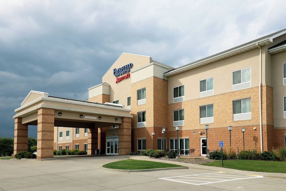 Fairfield Inn & Suites Des Moines Airport 1