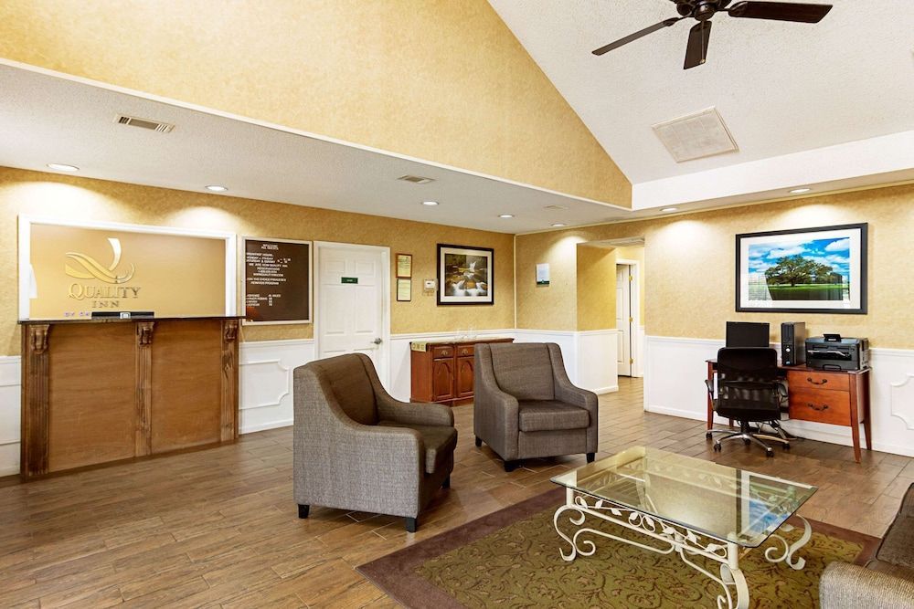 Quality Inn Thomaston 2