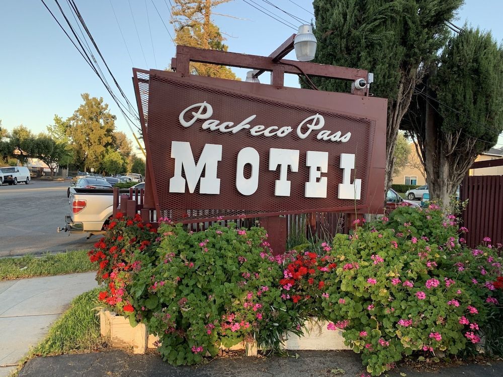 Pacheco Pass Motel 1