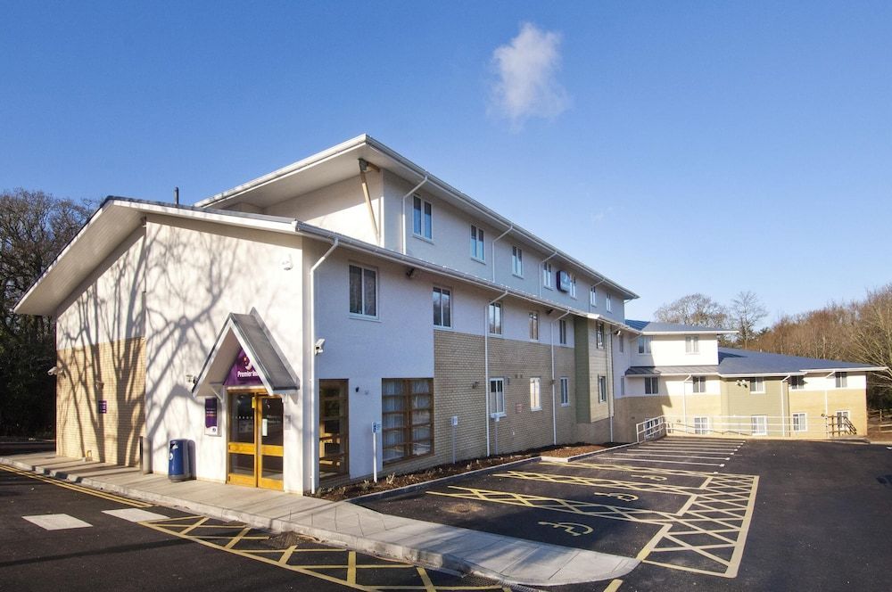 Premier Inn Christchurch / Highcliffe 1
