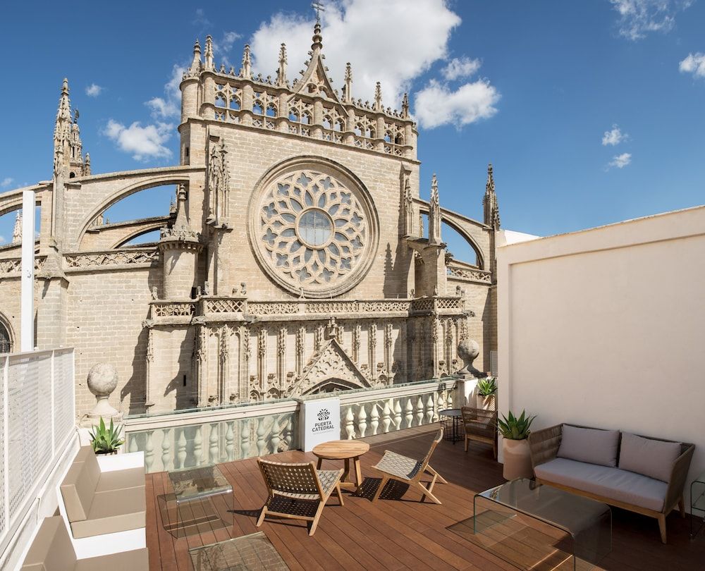 Puerta Catedral Suites 1