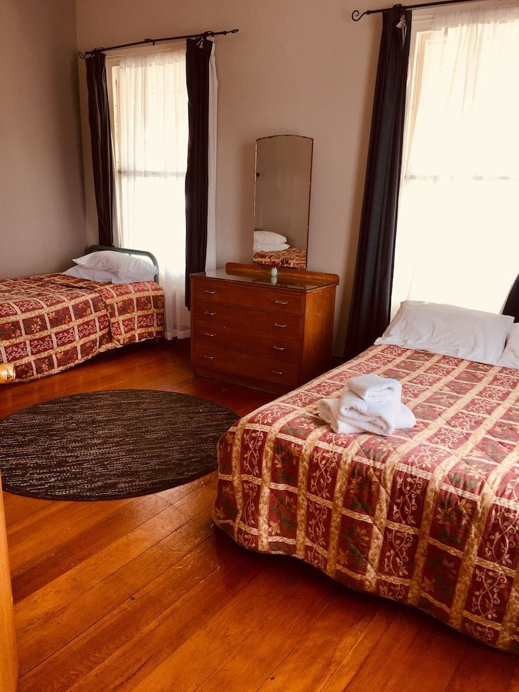 HarbourView Hotel 2