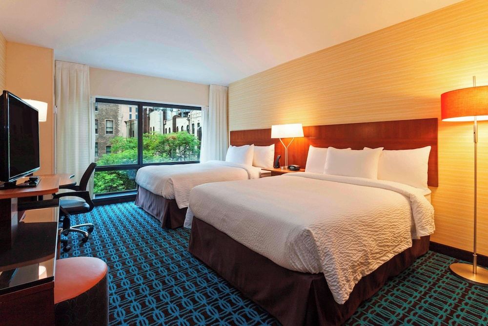 Fairfield Inn and Suites Chicago Downtown-River North 1