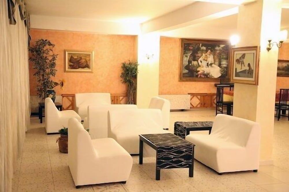 Hotel Company 2