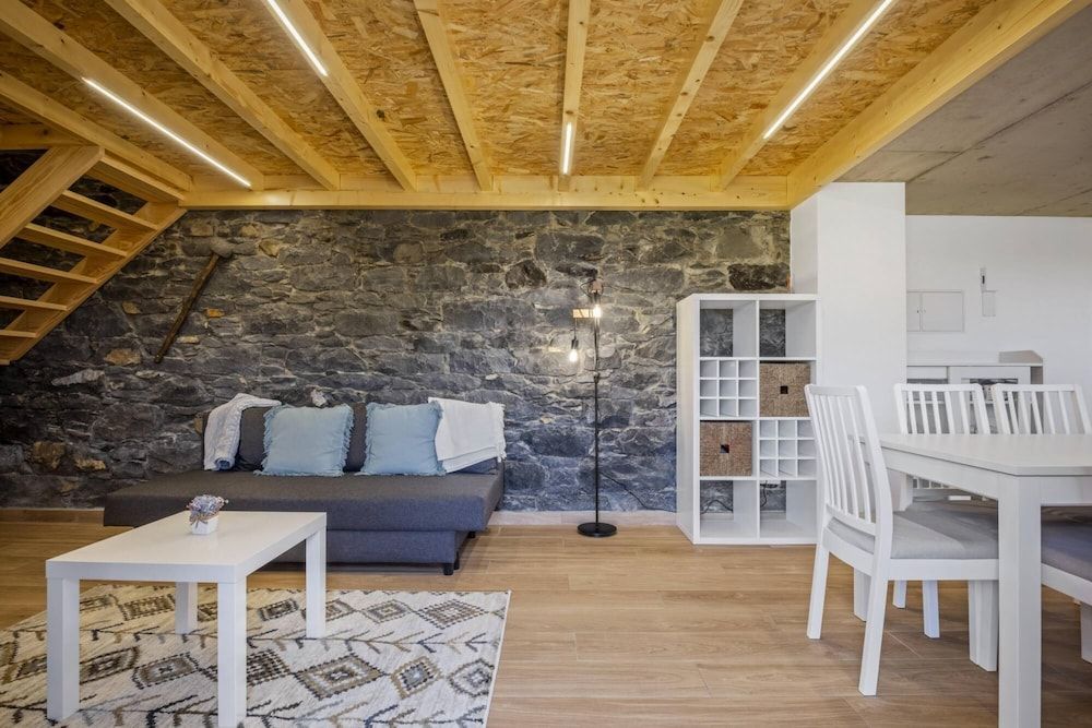 Mountain Retreat by Homie 1