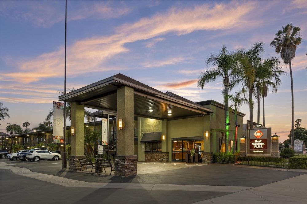 Best Western Plus Pavilions 1