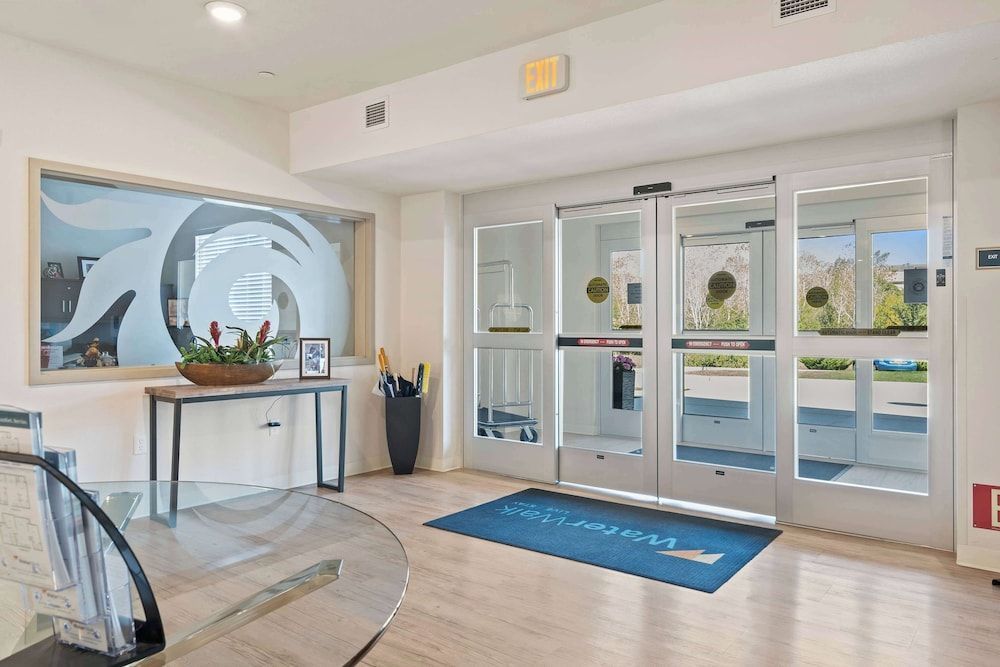 WaterWalk Extended Stay by Wyndham Kansas City - Overland Pk 2
