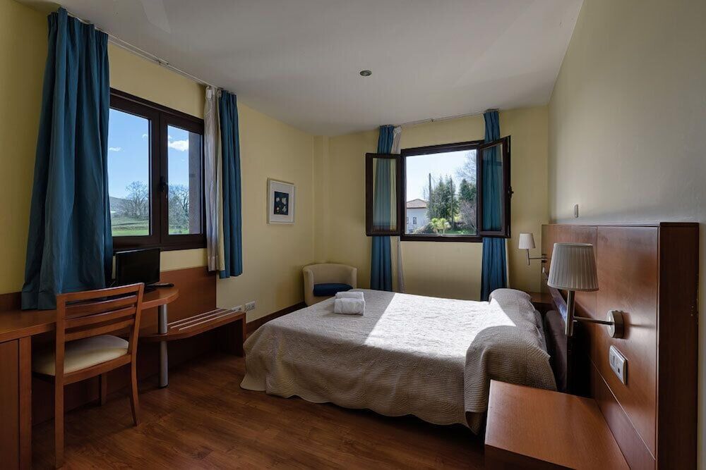 Hotel Ibaigune 1