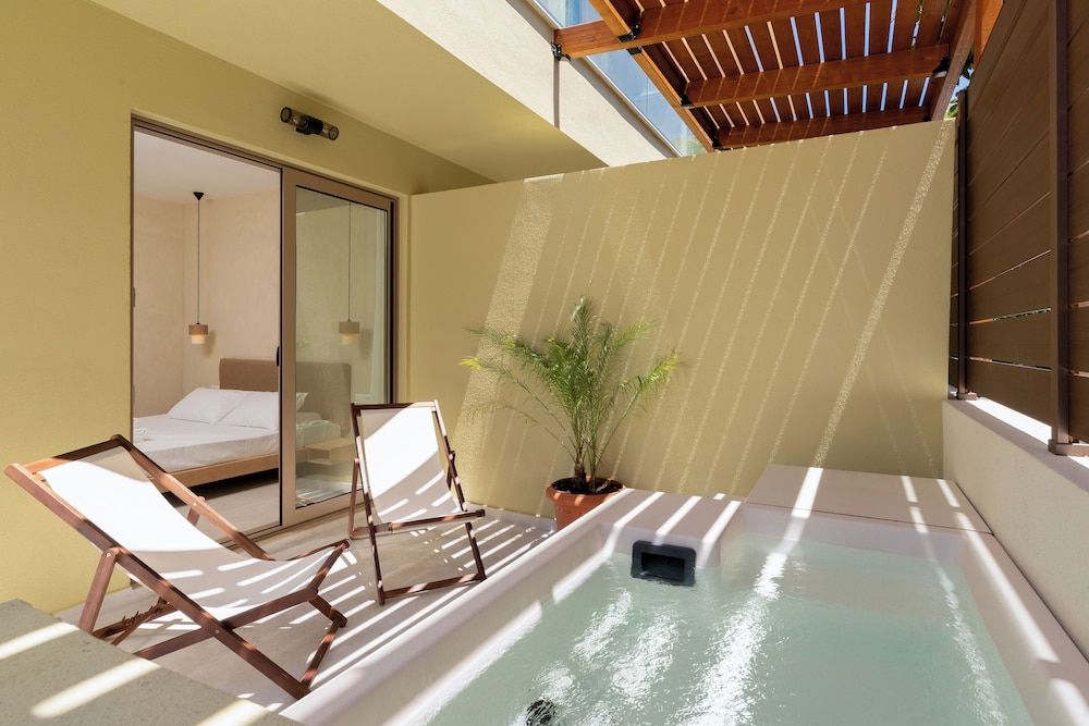 Açai Plant Based Hotel 1