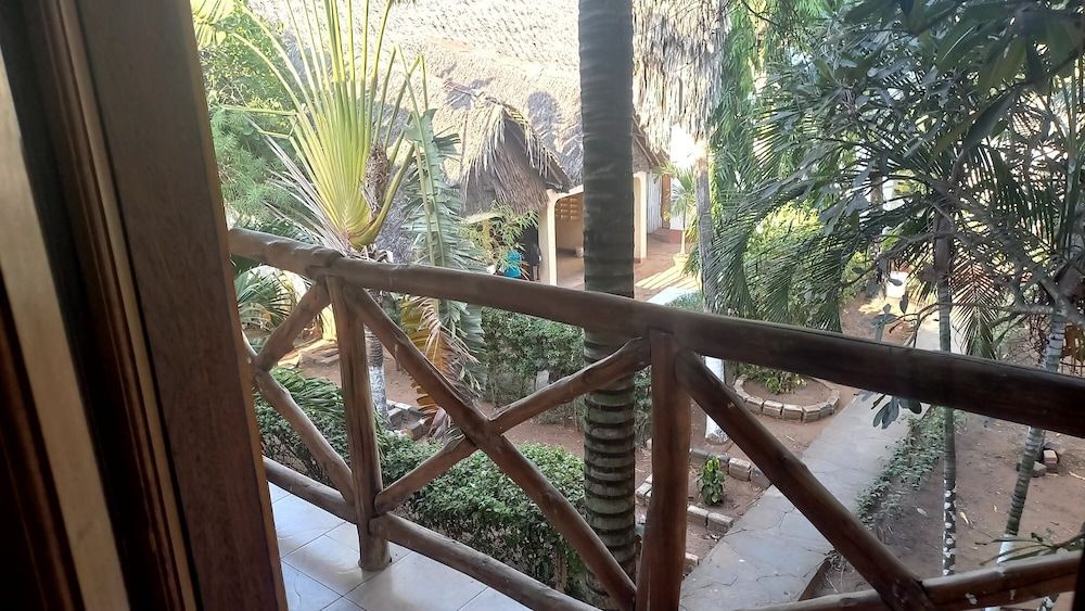 Comfy Dhows Hotel, Kilifi 1