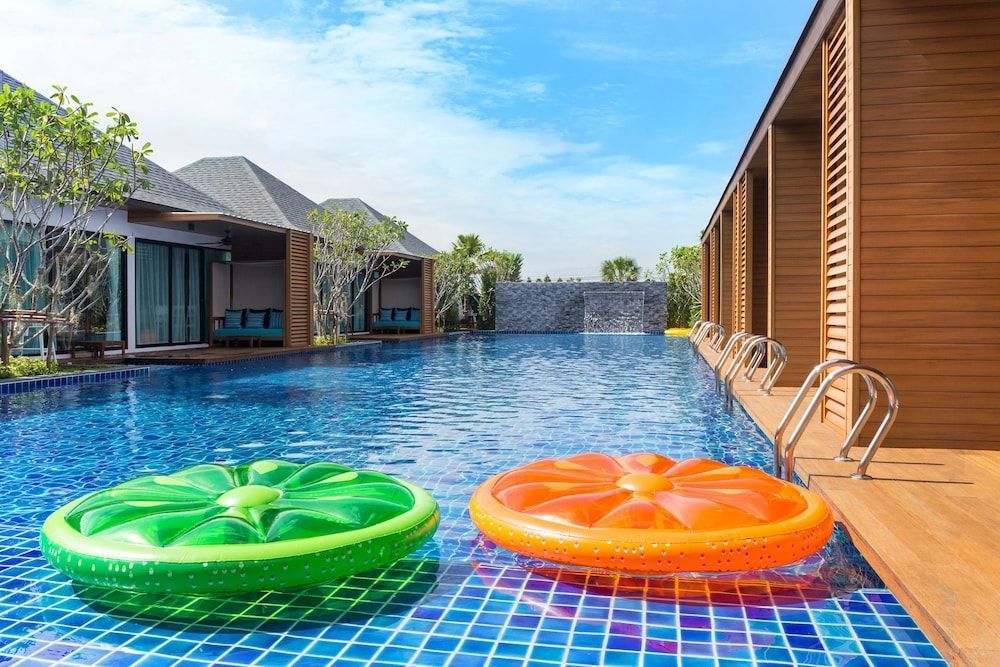 Vann Hua Hin Resort 1