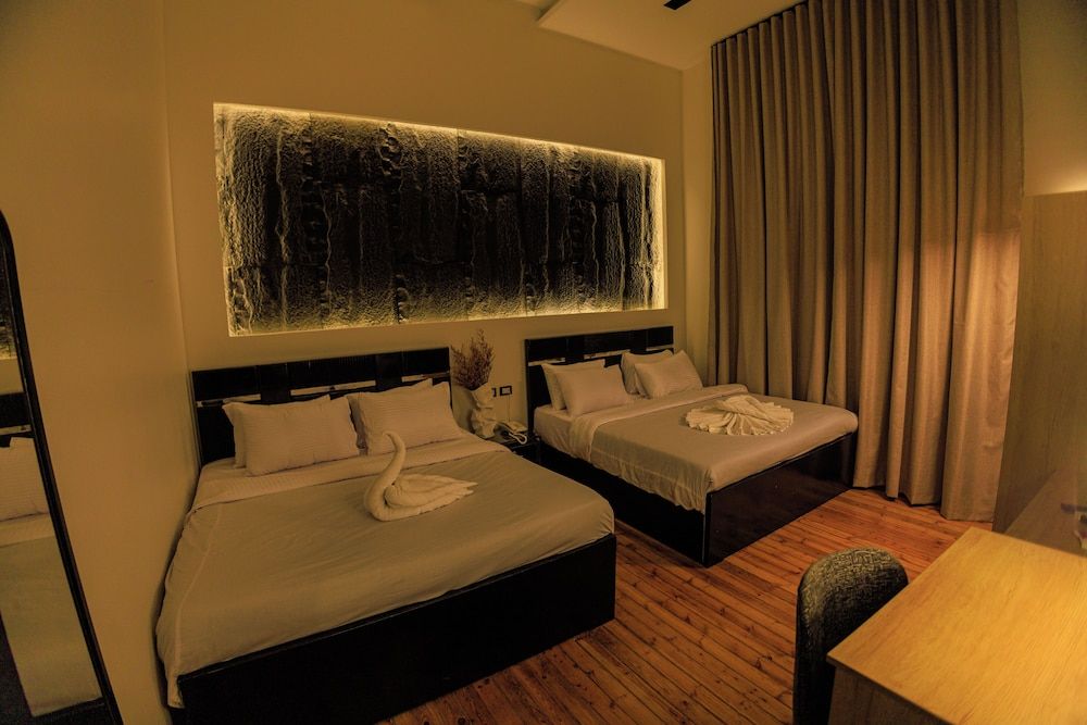 Kmt Hostel 1